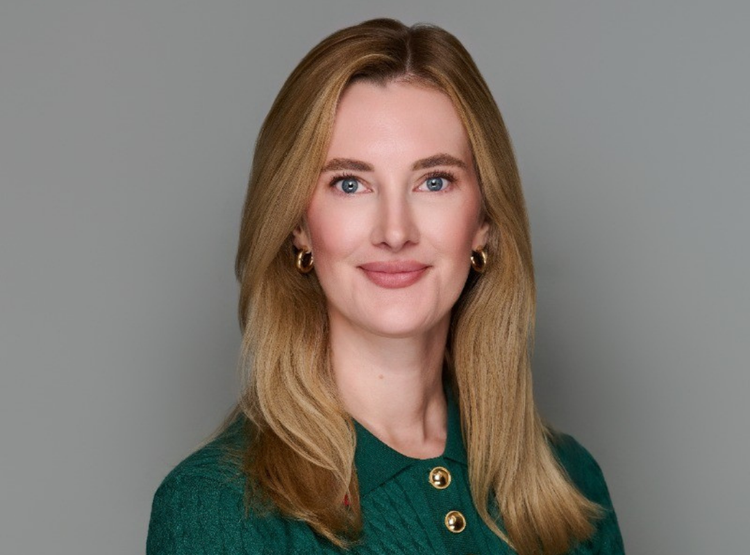 Leigh Sheldon Headshot